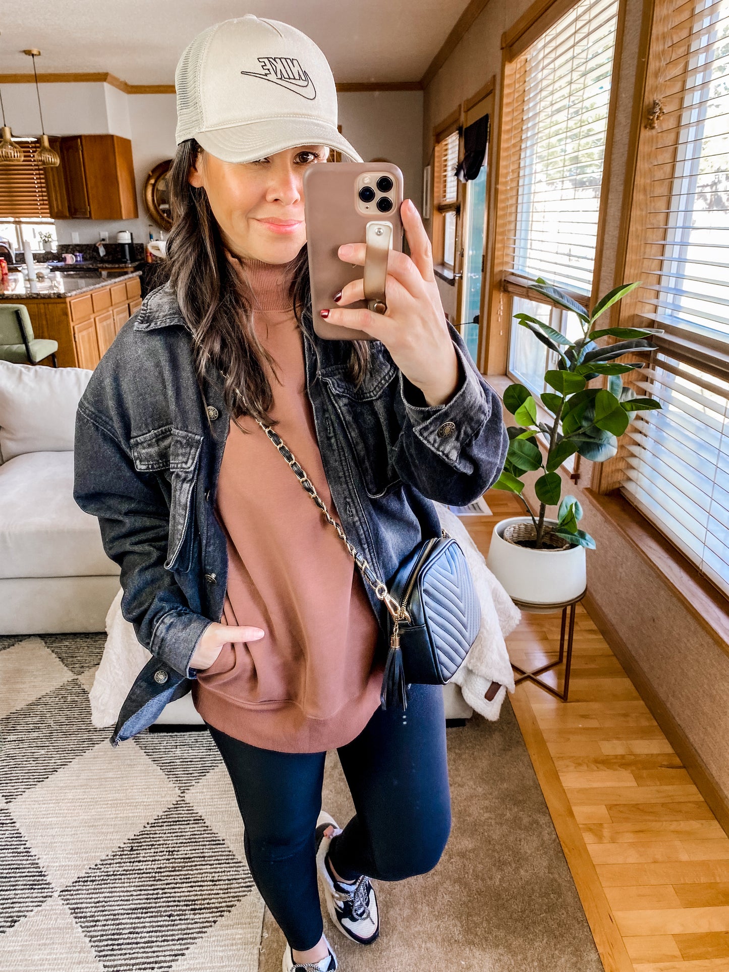 Leena Mock Neck Pullover in Cocoa