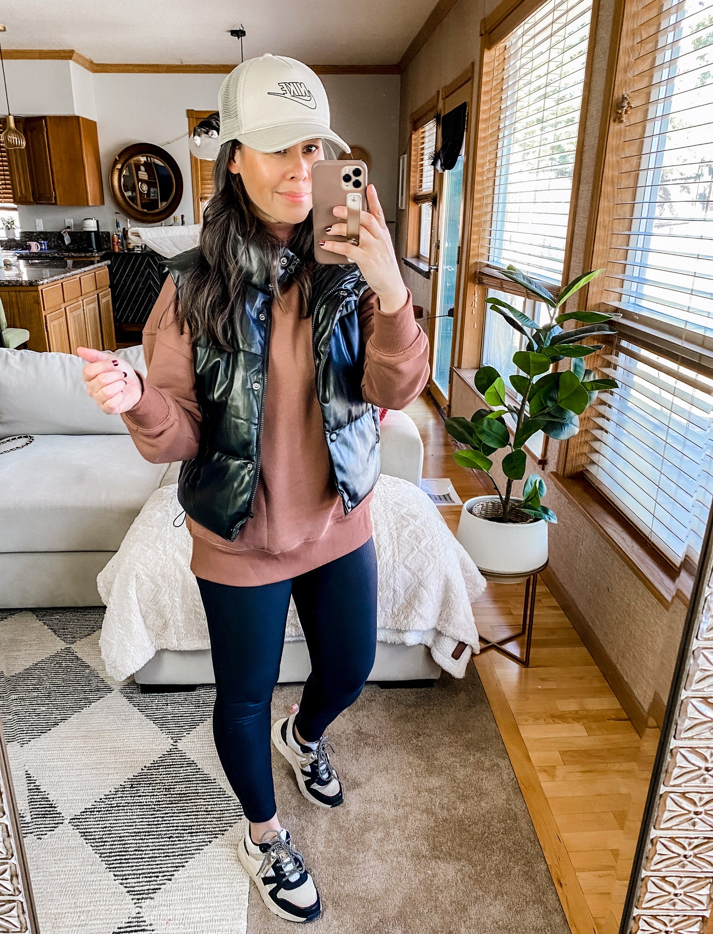 Leena Mock Neck Pullover in Cocoa