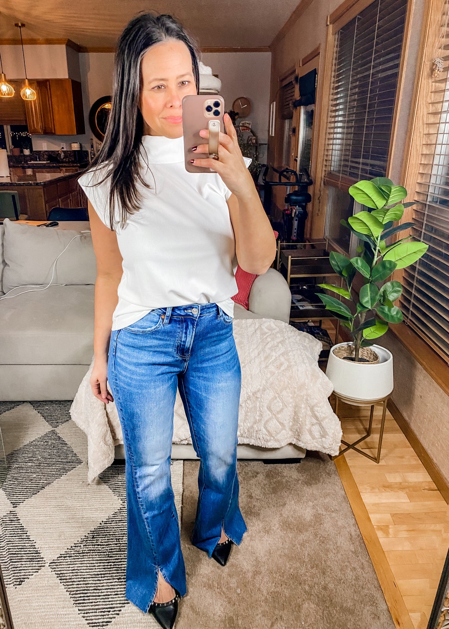 BAYEAS Slit Flare Jeans