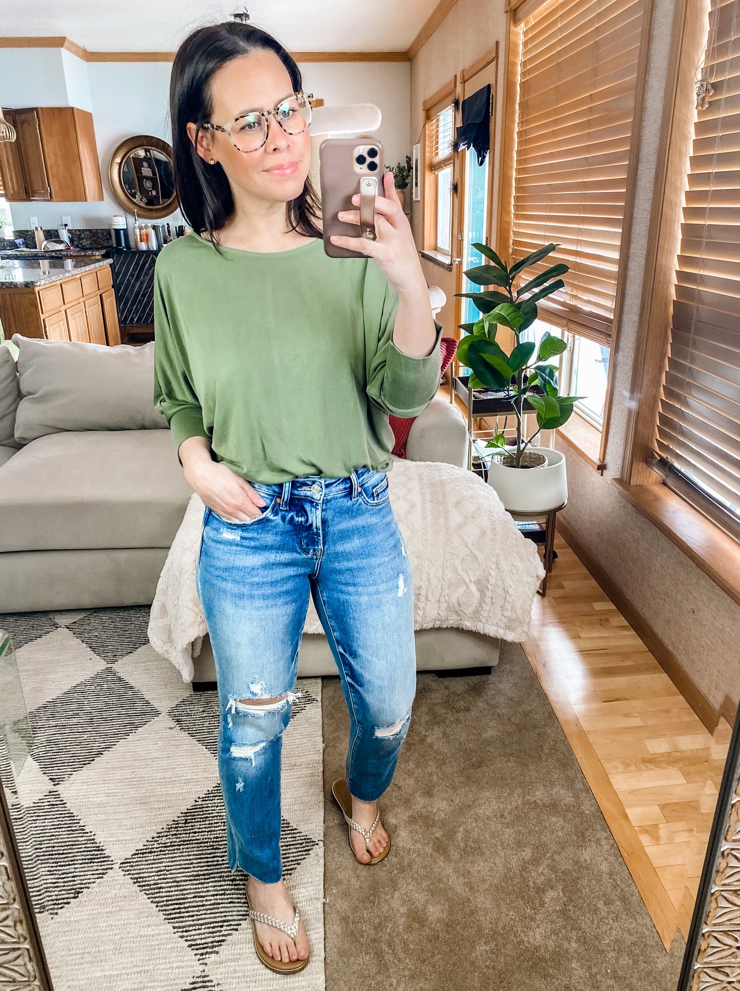 BAYEAS Mid Rise Distressed Ripped Straight Jeans