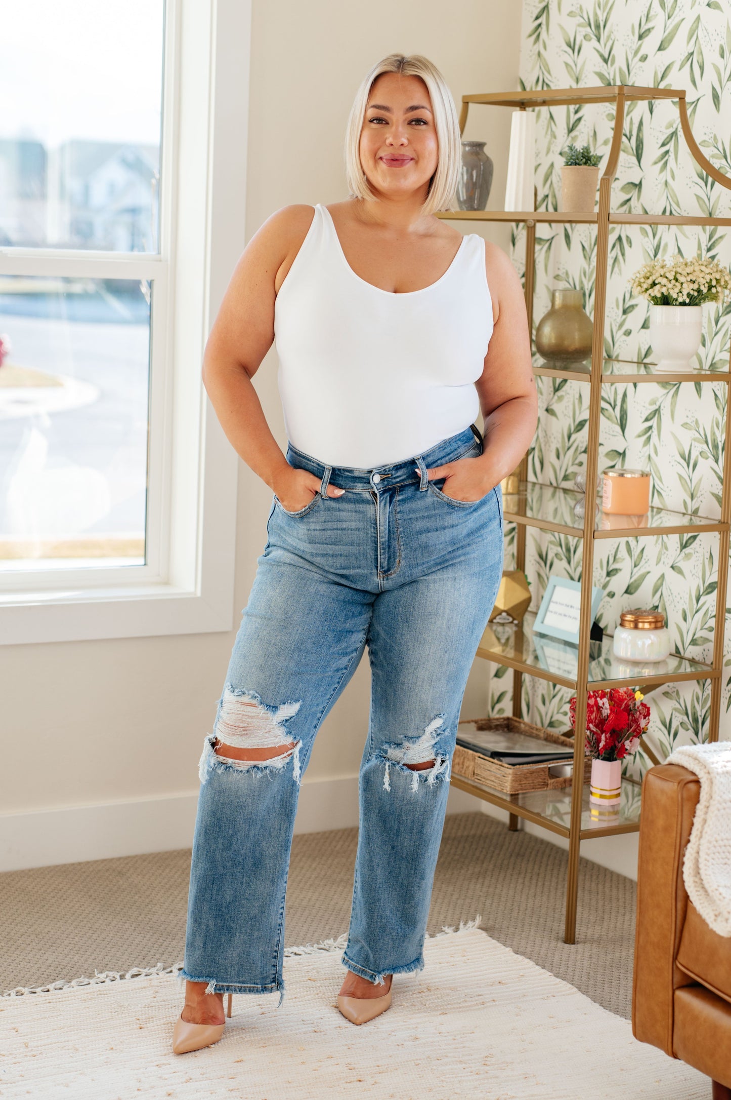 Judy Blue Take Me Back 90's Straight Jeans in Light Wash