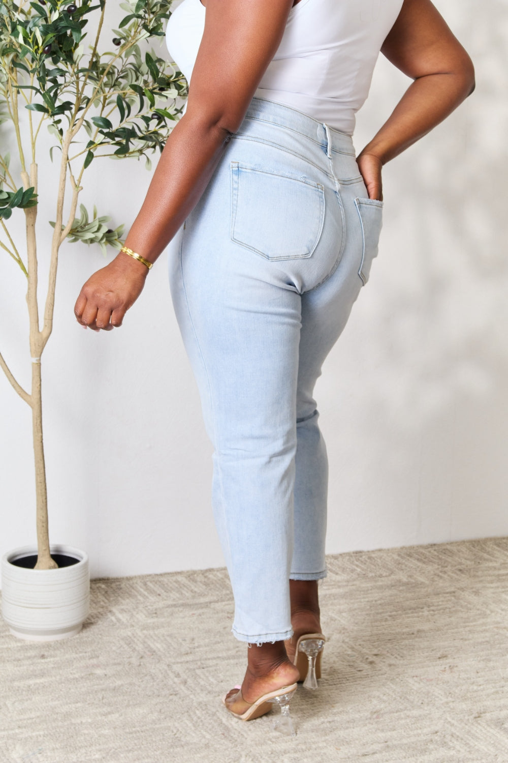 BAYEAS Cloud Straight Jeans - Light