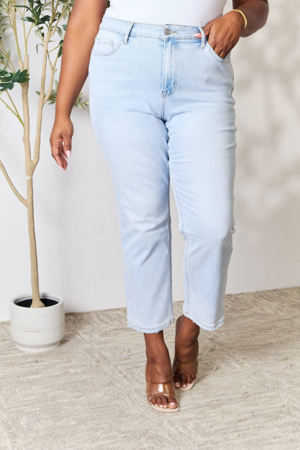 BAYEAS Cloud Straight Jeans - Light