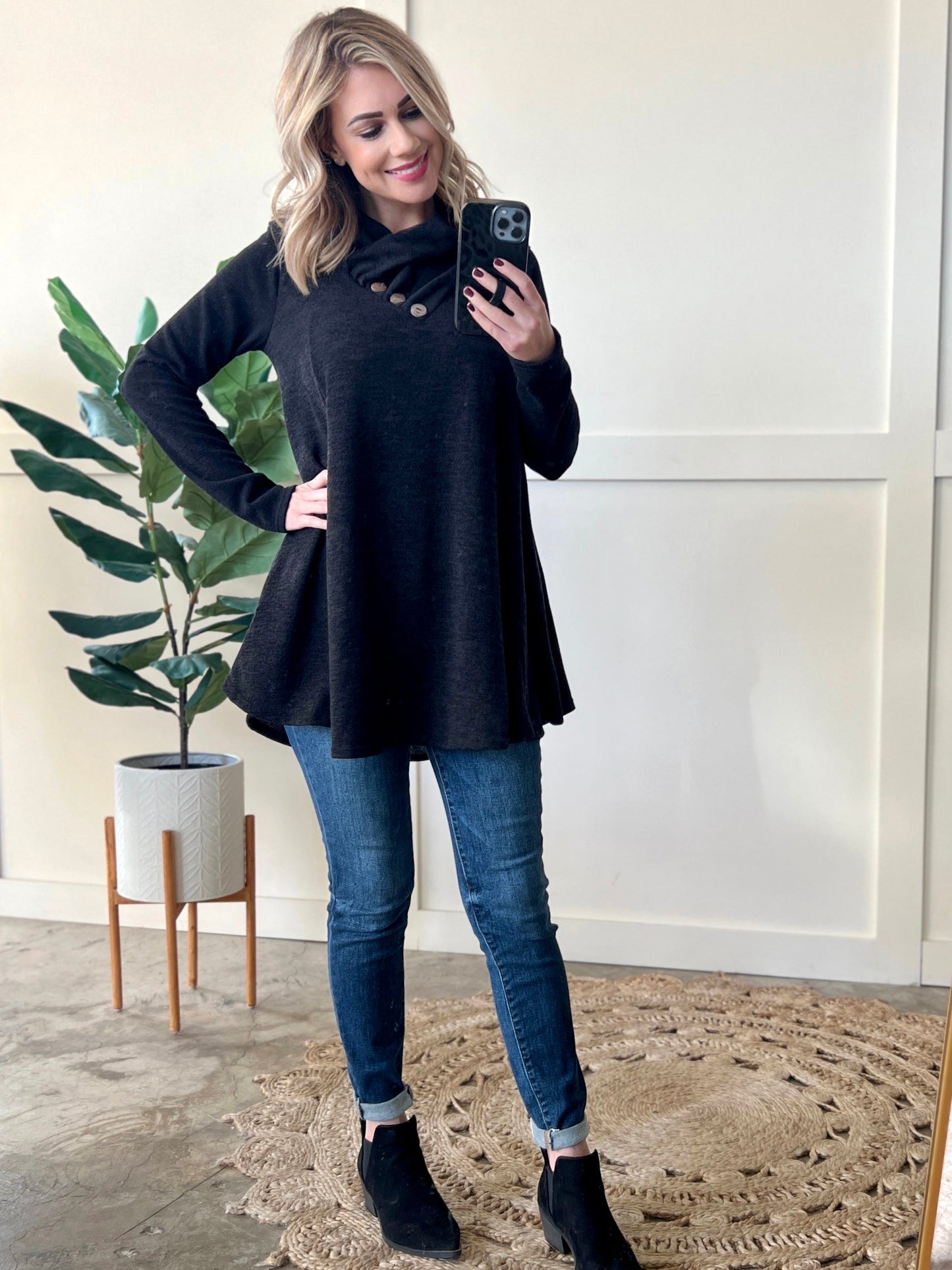 Crossover Cowl Neck Fit & Flare Tunic Sweater In Black 11.20
