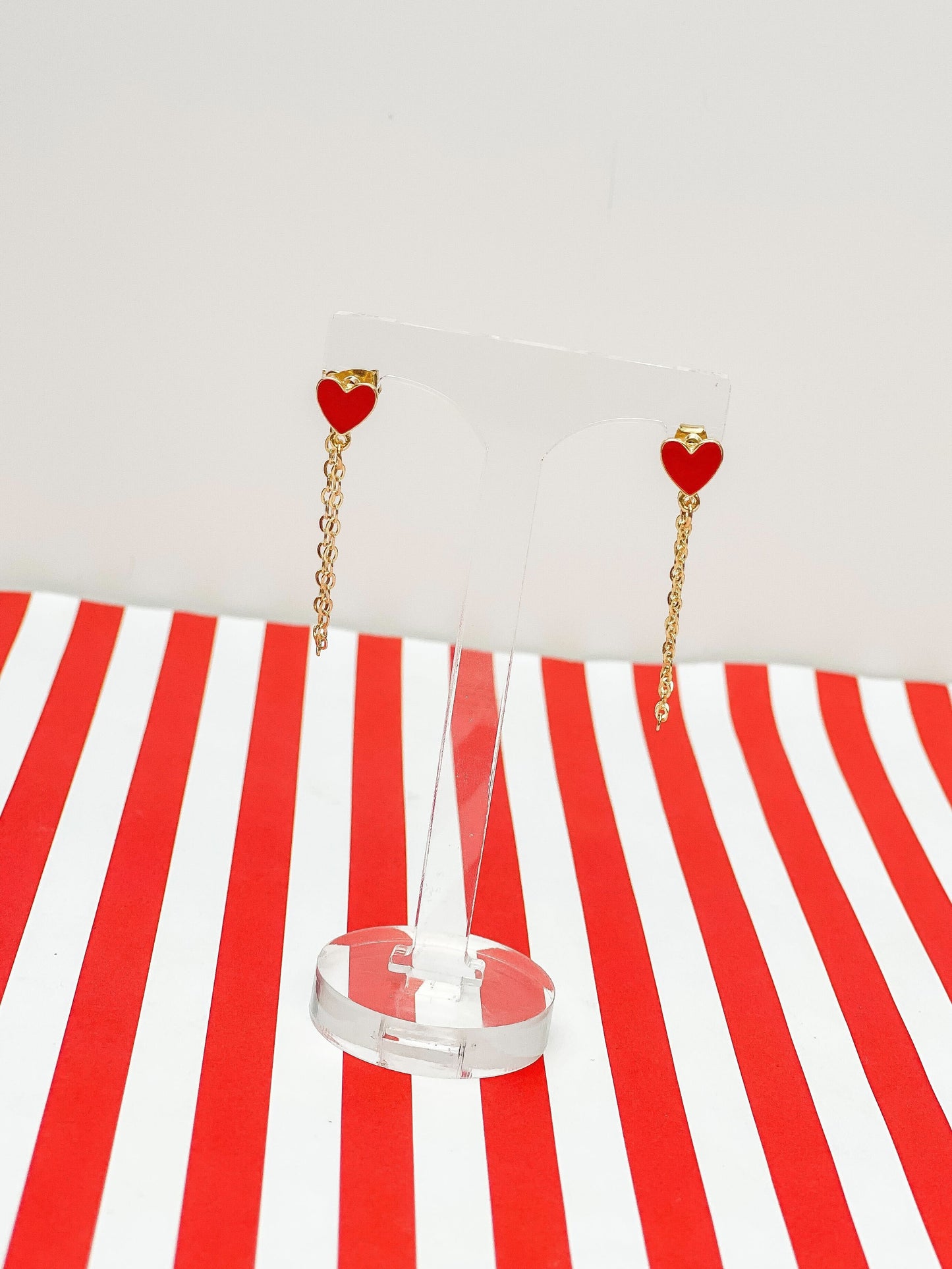 PREORDER: Dainty Heart Chain Drop Earrings