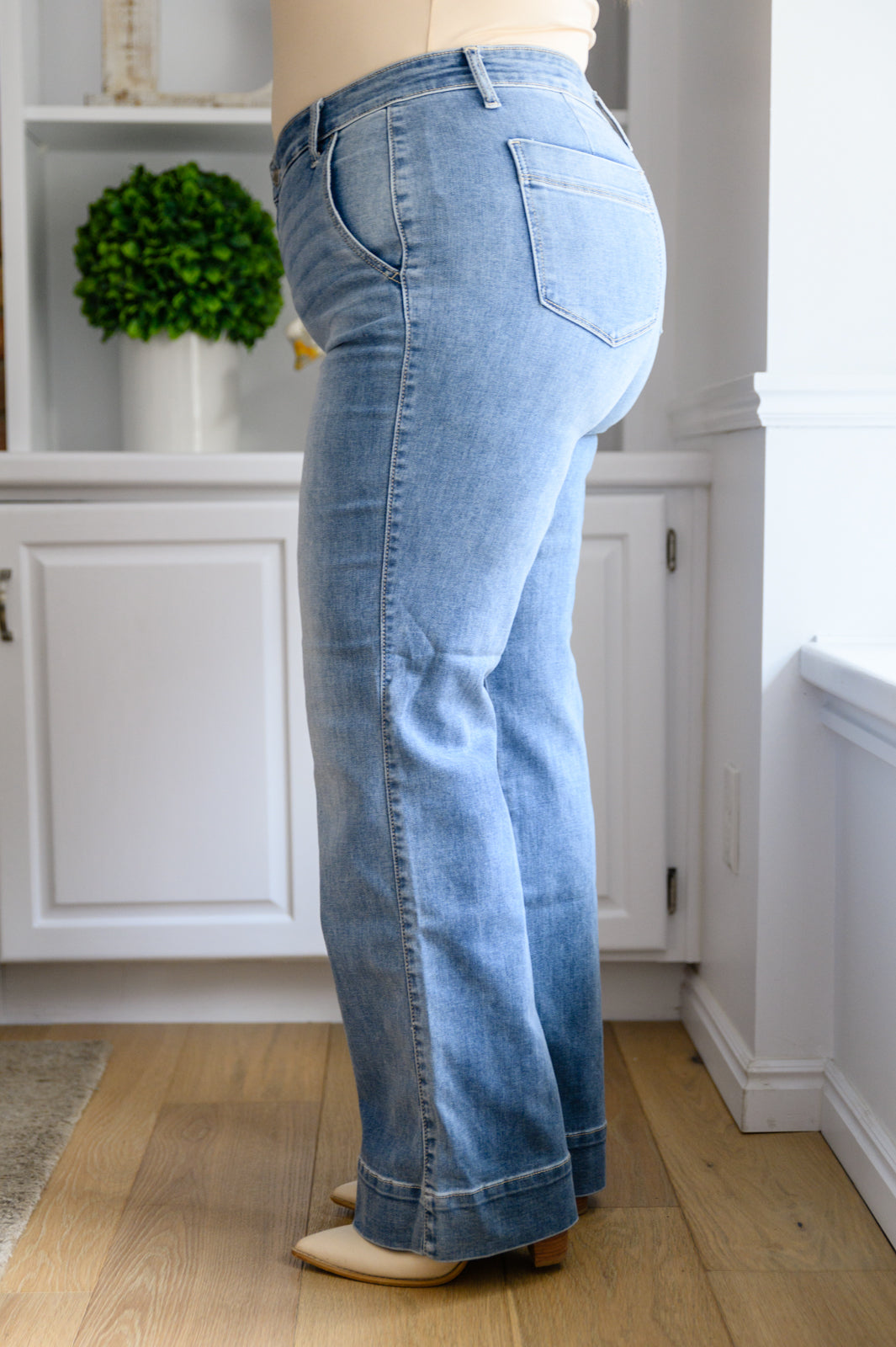 Judy Blue Mid Rise Wide Leg Jeans
