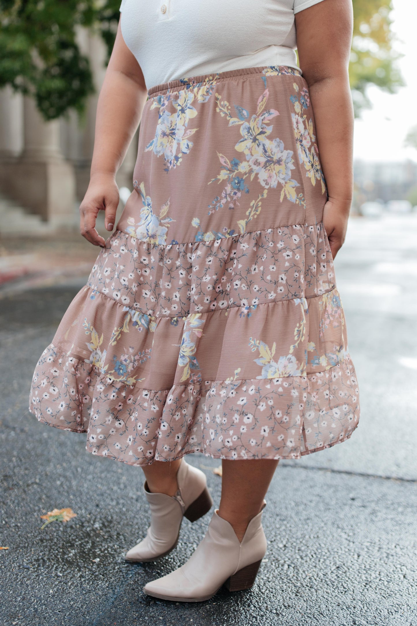 Zoe Floral Middi Skirt in Mocha