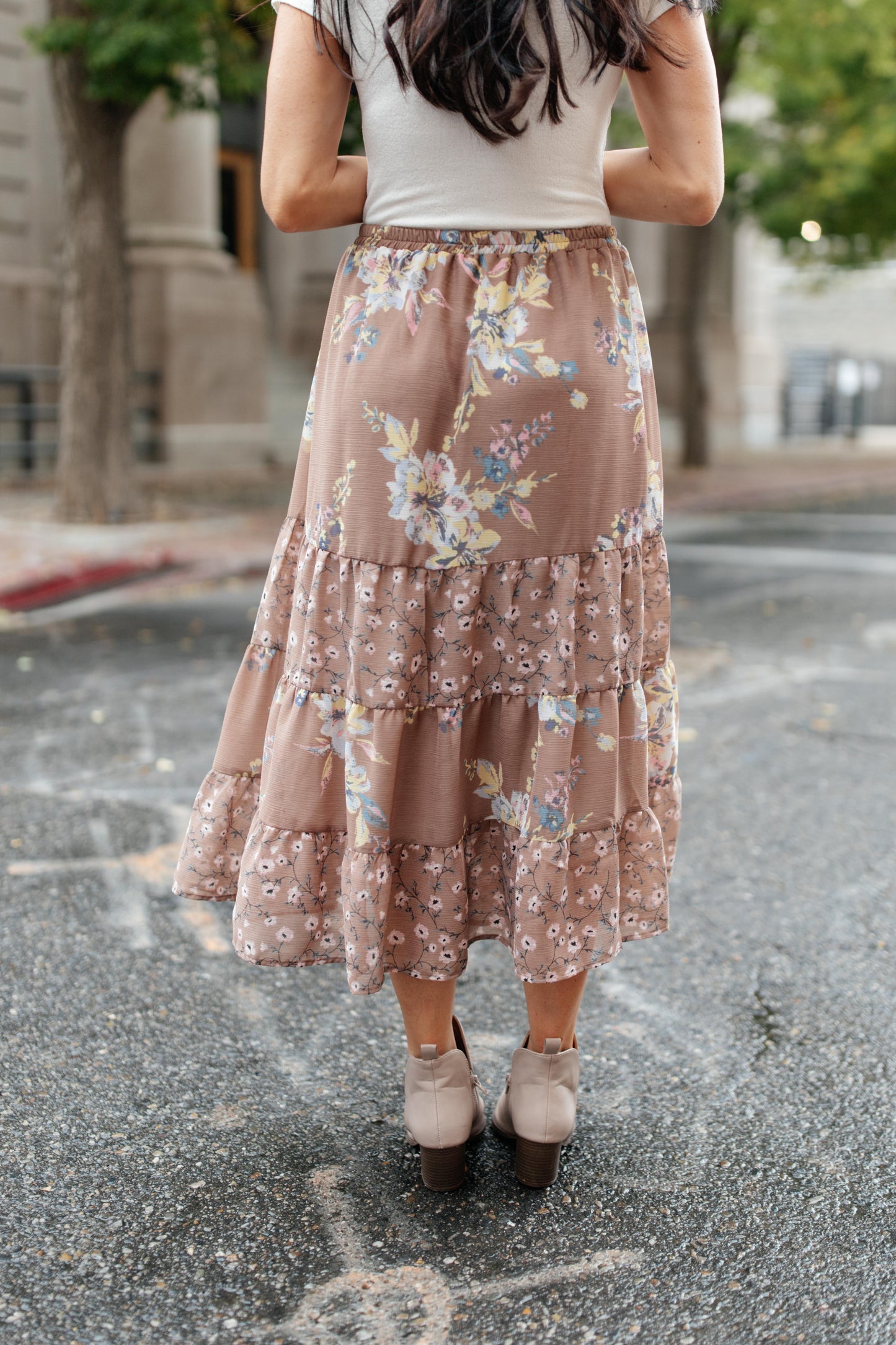 Zoe Floral Middi Skirt in Mocha