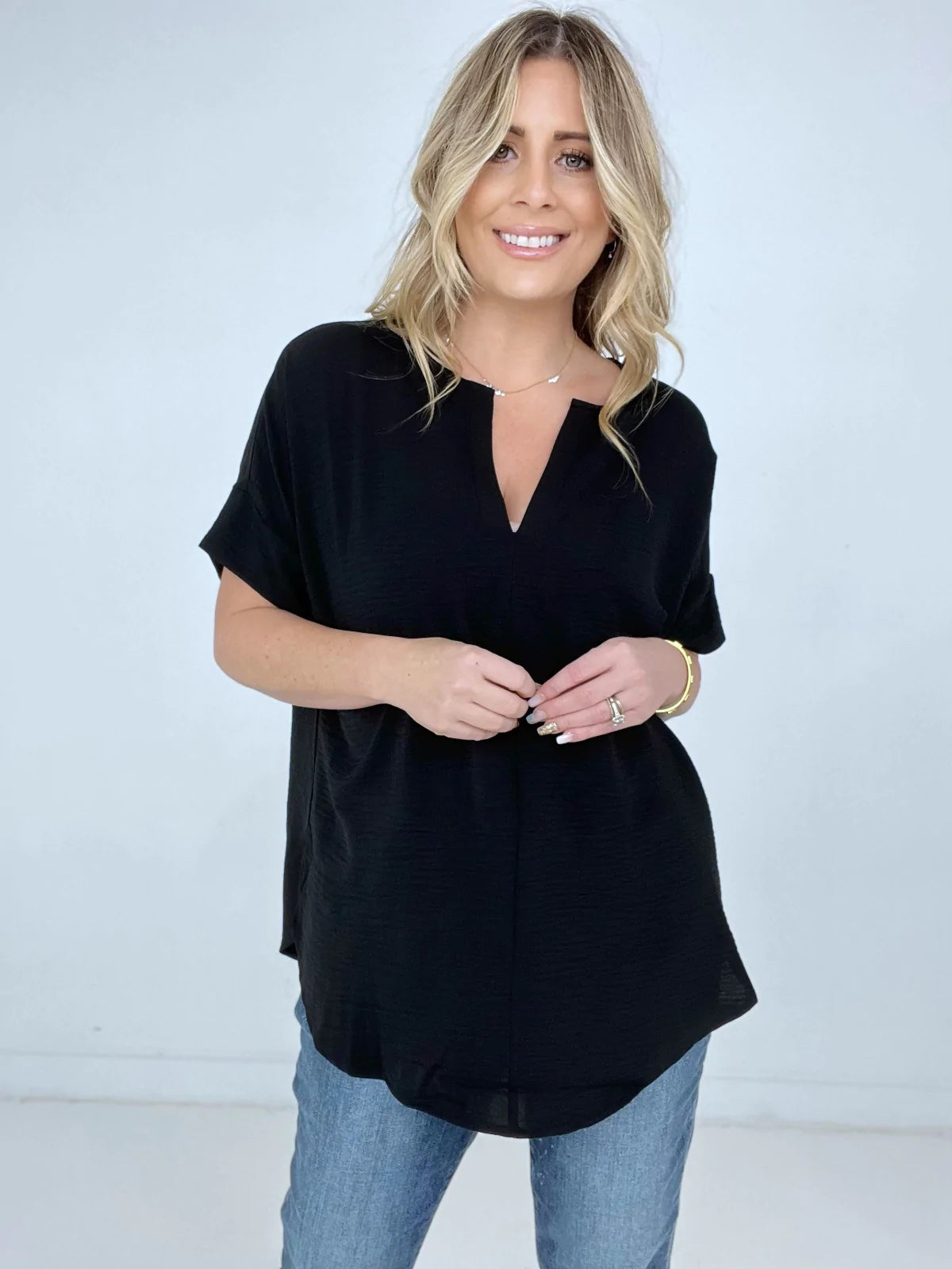 Woven Airflow Split Neck Short Sleeve Top