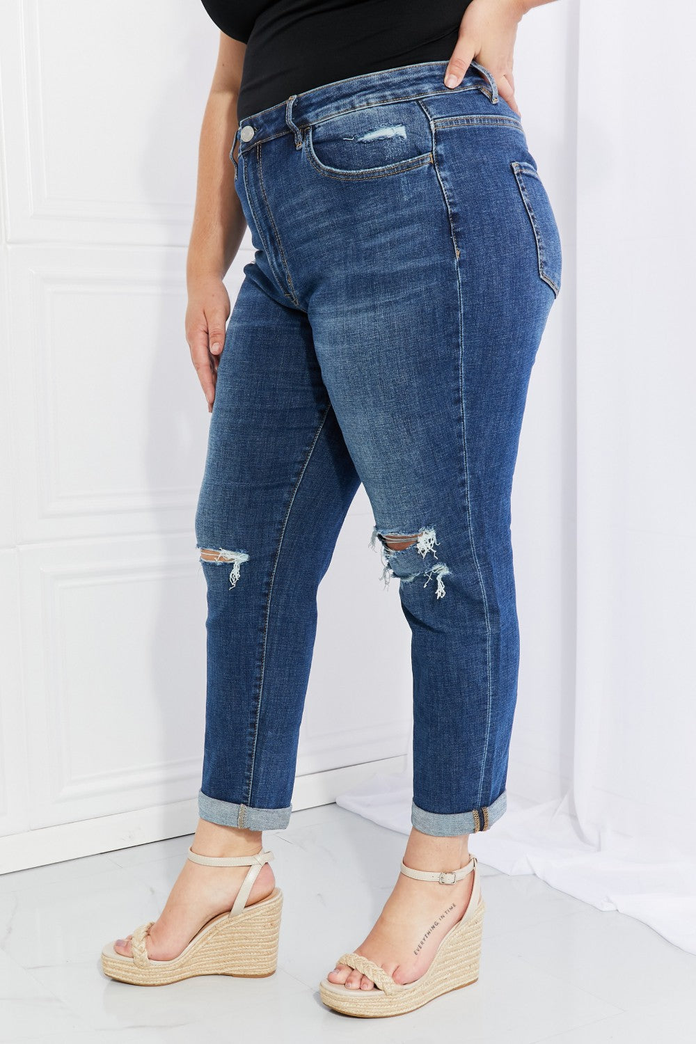 VERVET Rolled Up Mom Jeans - Dark Wash