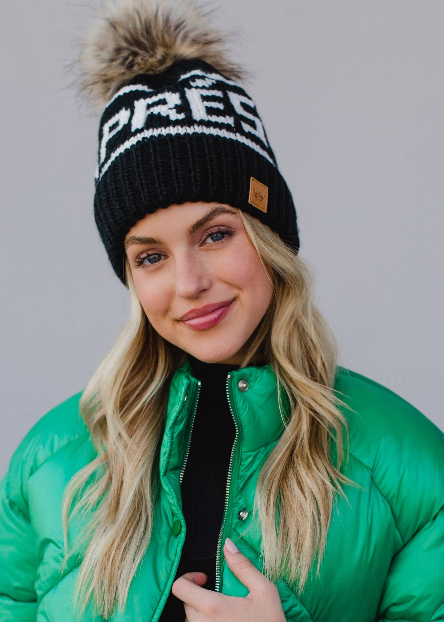 Black & White Apres Pom Hat