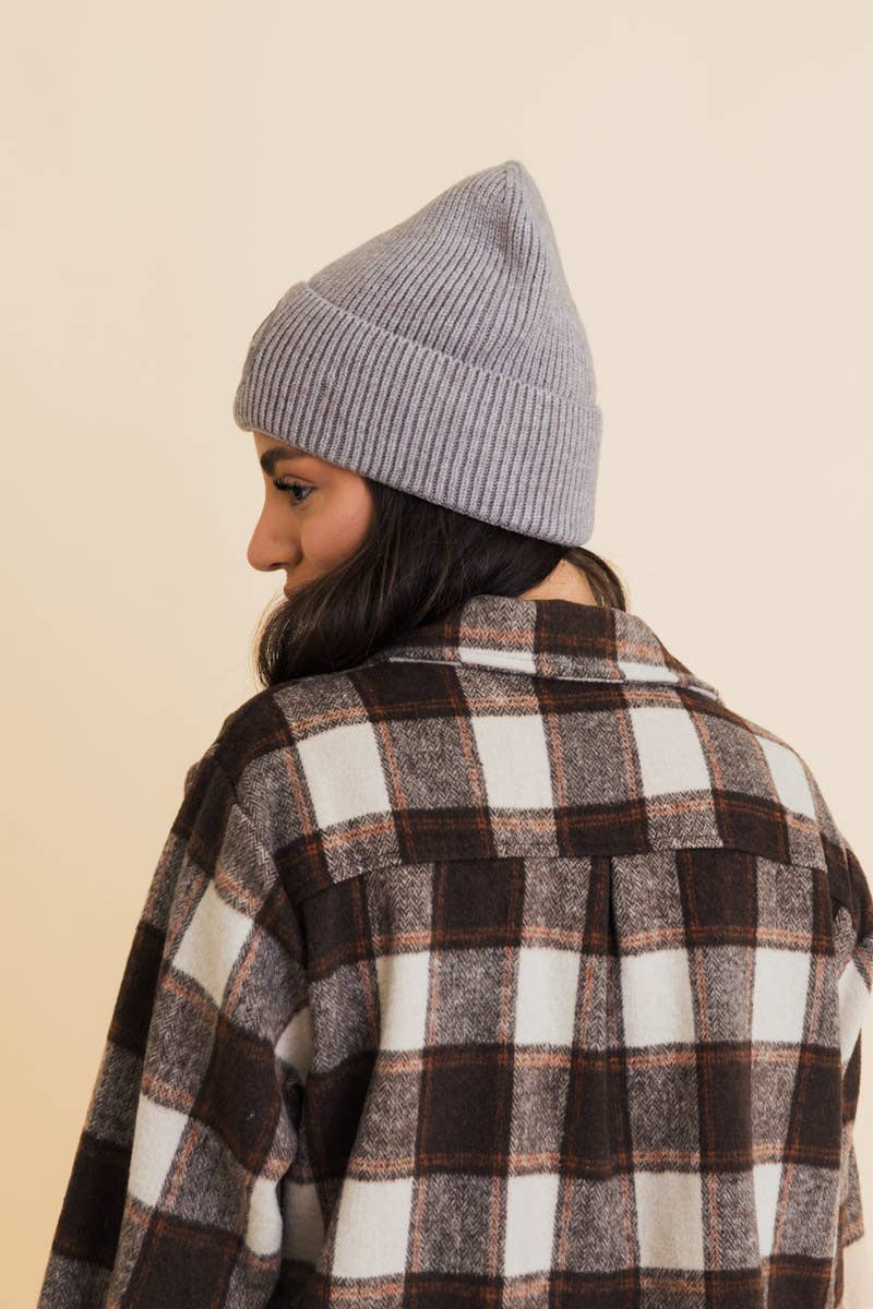 Smiley Face Embroidered Ribbed Knit Beanie: Green