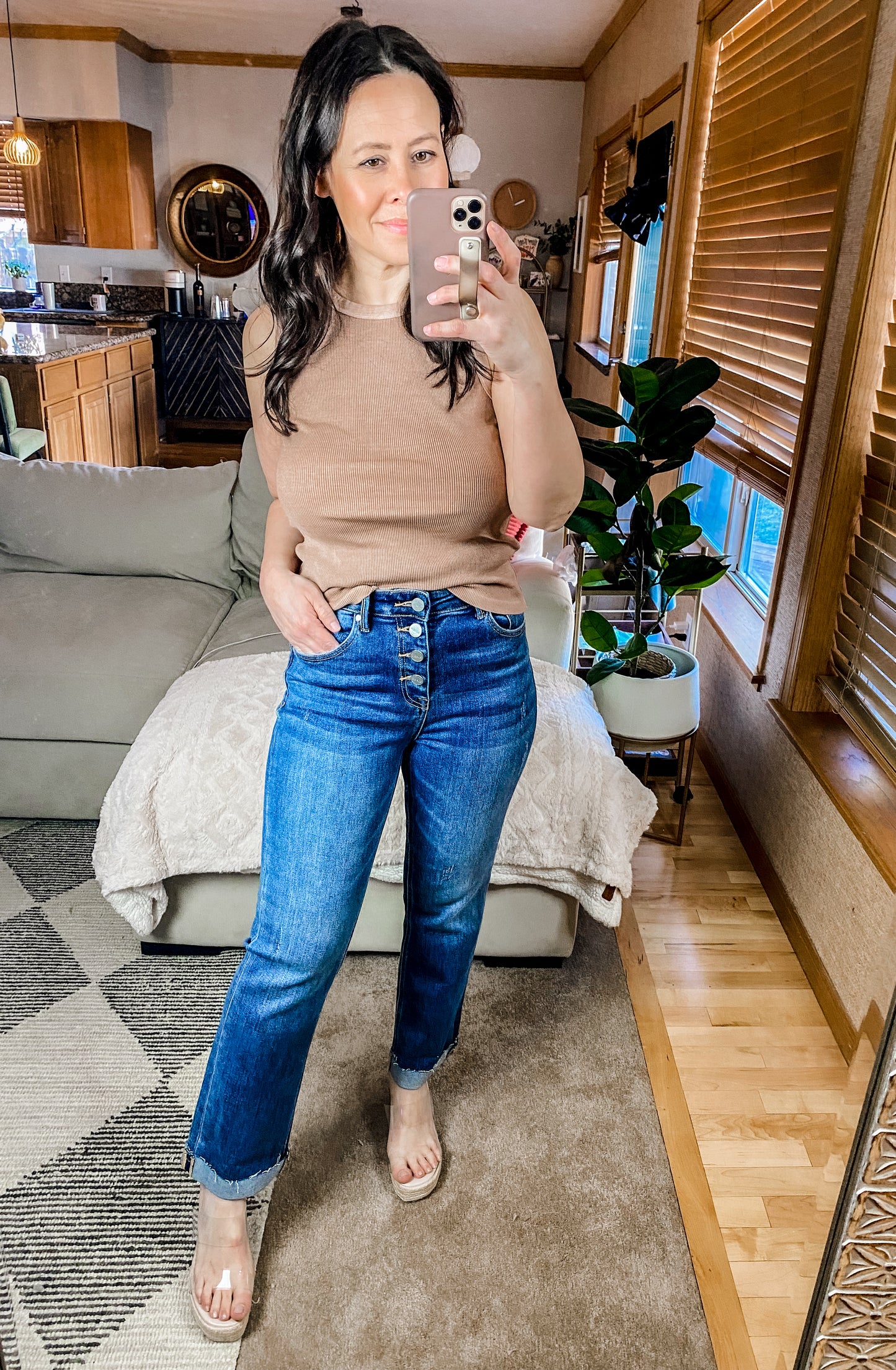 Round Neck Ribbed Cropped Tank in Mocha
