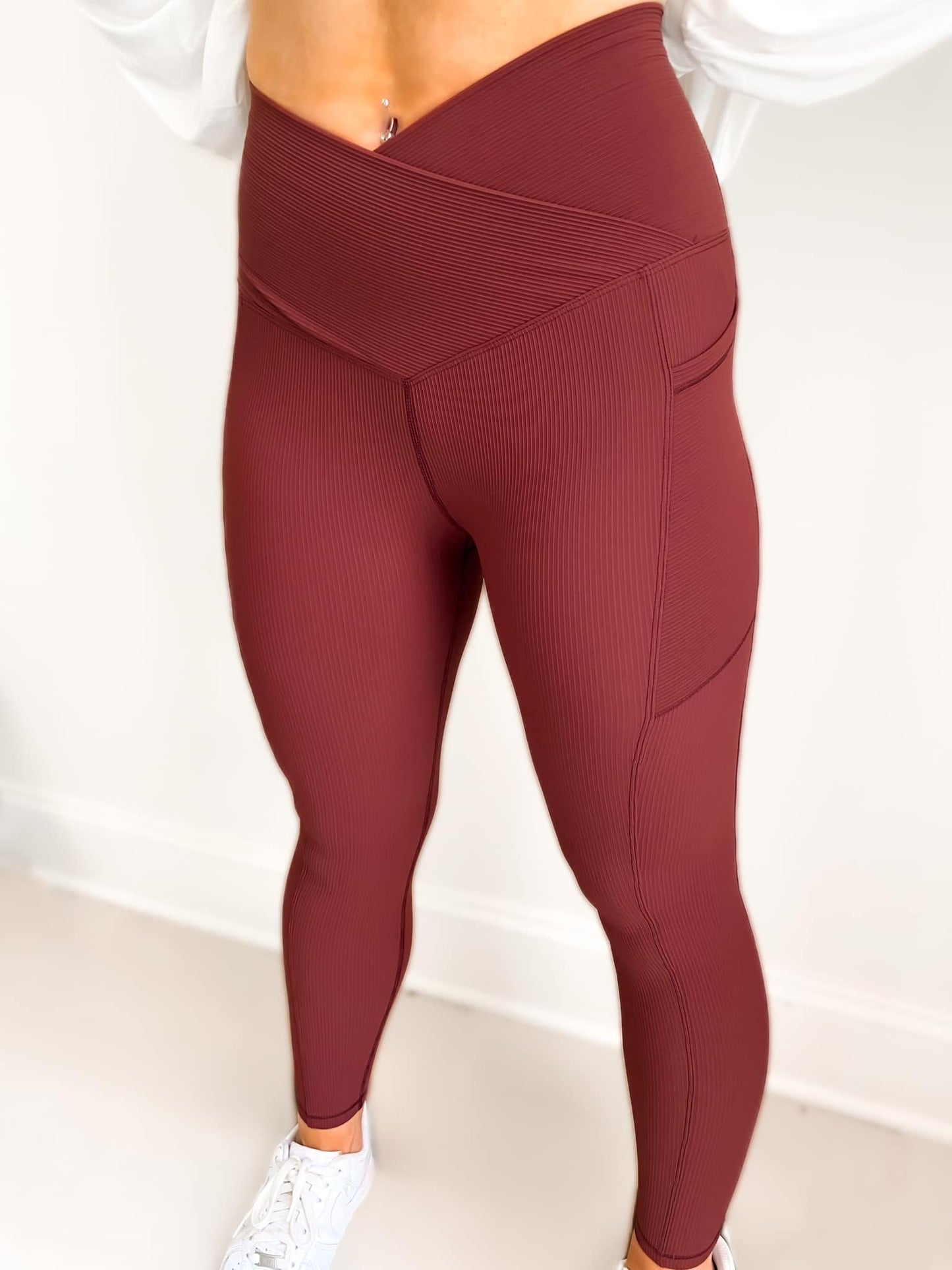 PRE-ORDER Molly Max Sculpt Diagonal Ribbed Leggings - (Shipping End of Oct/Early Sept)