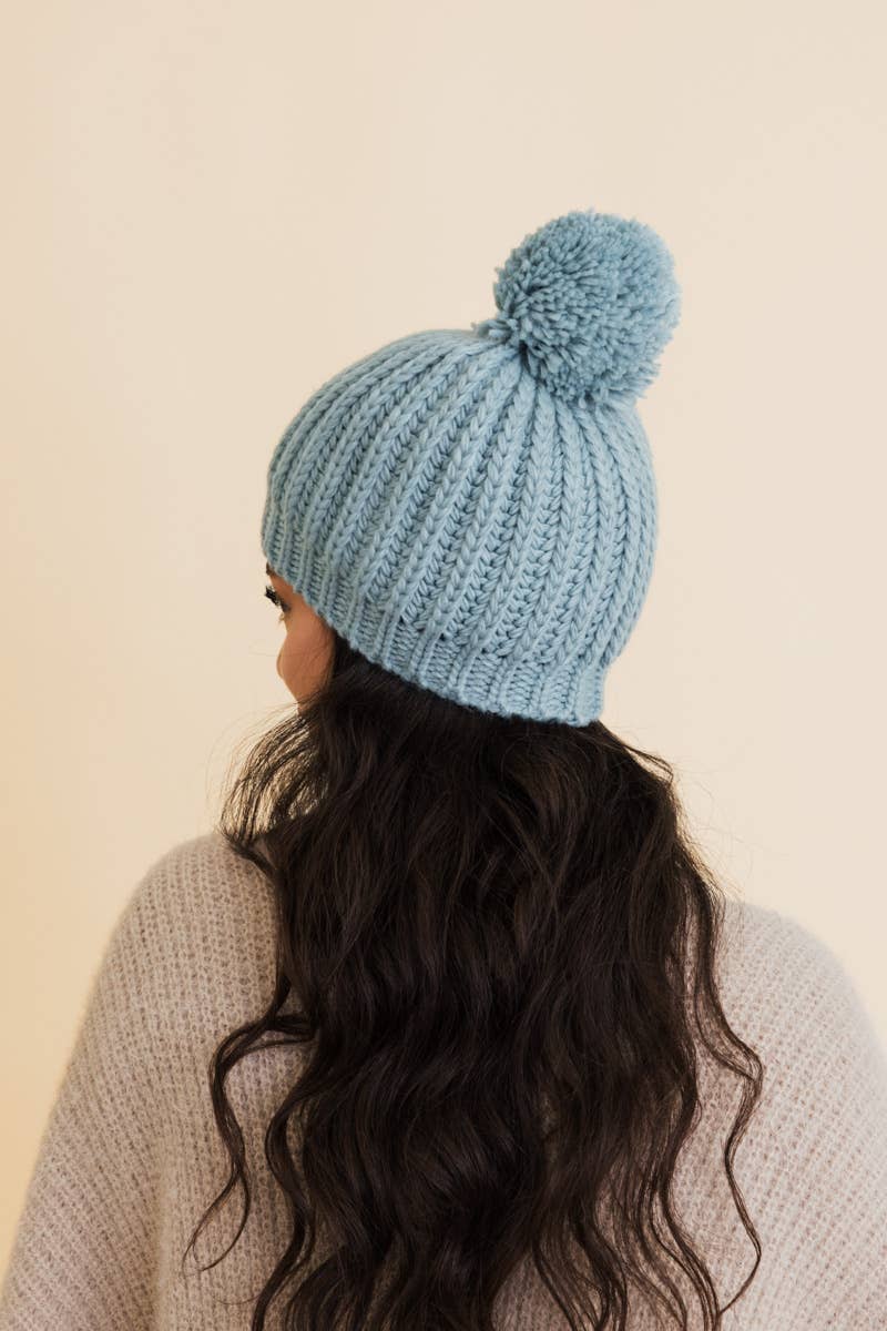 Chunky Cable Knit Pom Beanie: Ivory
