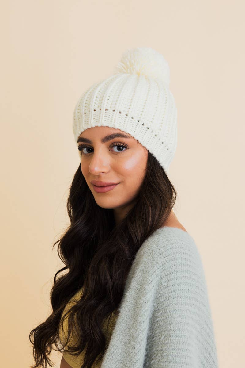 Chunky Cable Knit Pom Beanie: Ivory