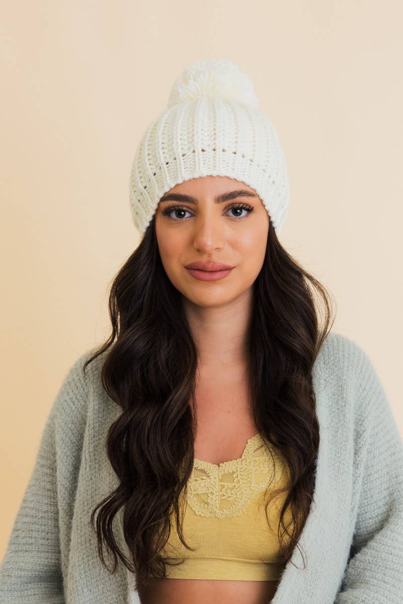 Chunky Cable Knit Pom Beanie: Ivory
