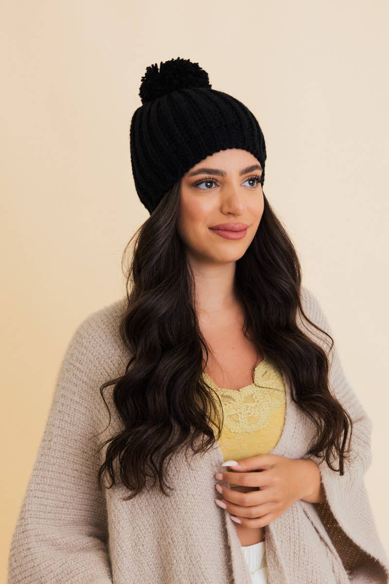 Chunky Cable Knit Pom Beanie: Ivory