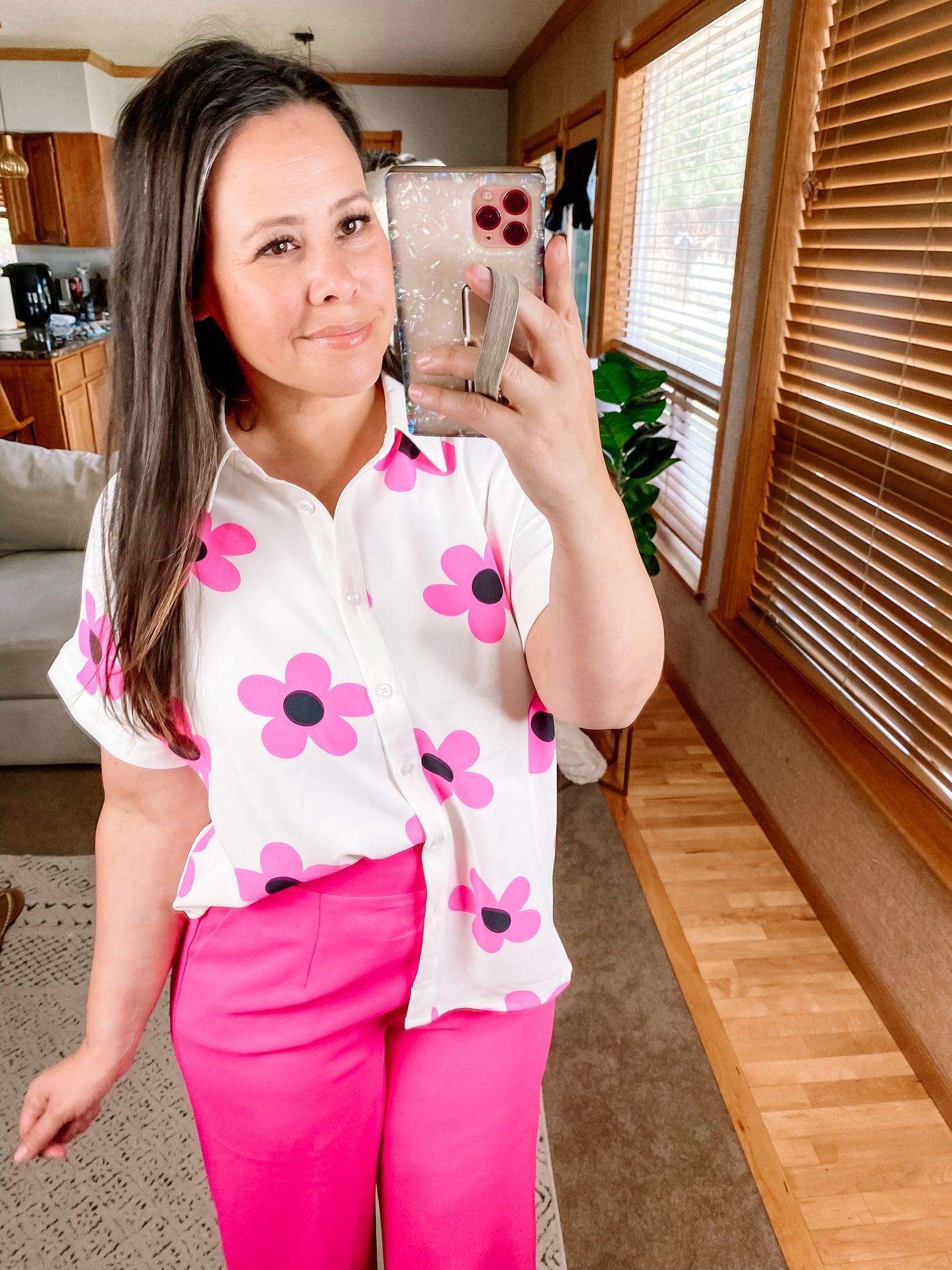 Daisy Delight Mod Floral Button Down