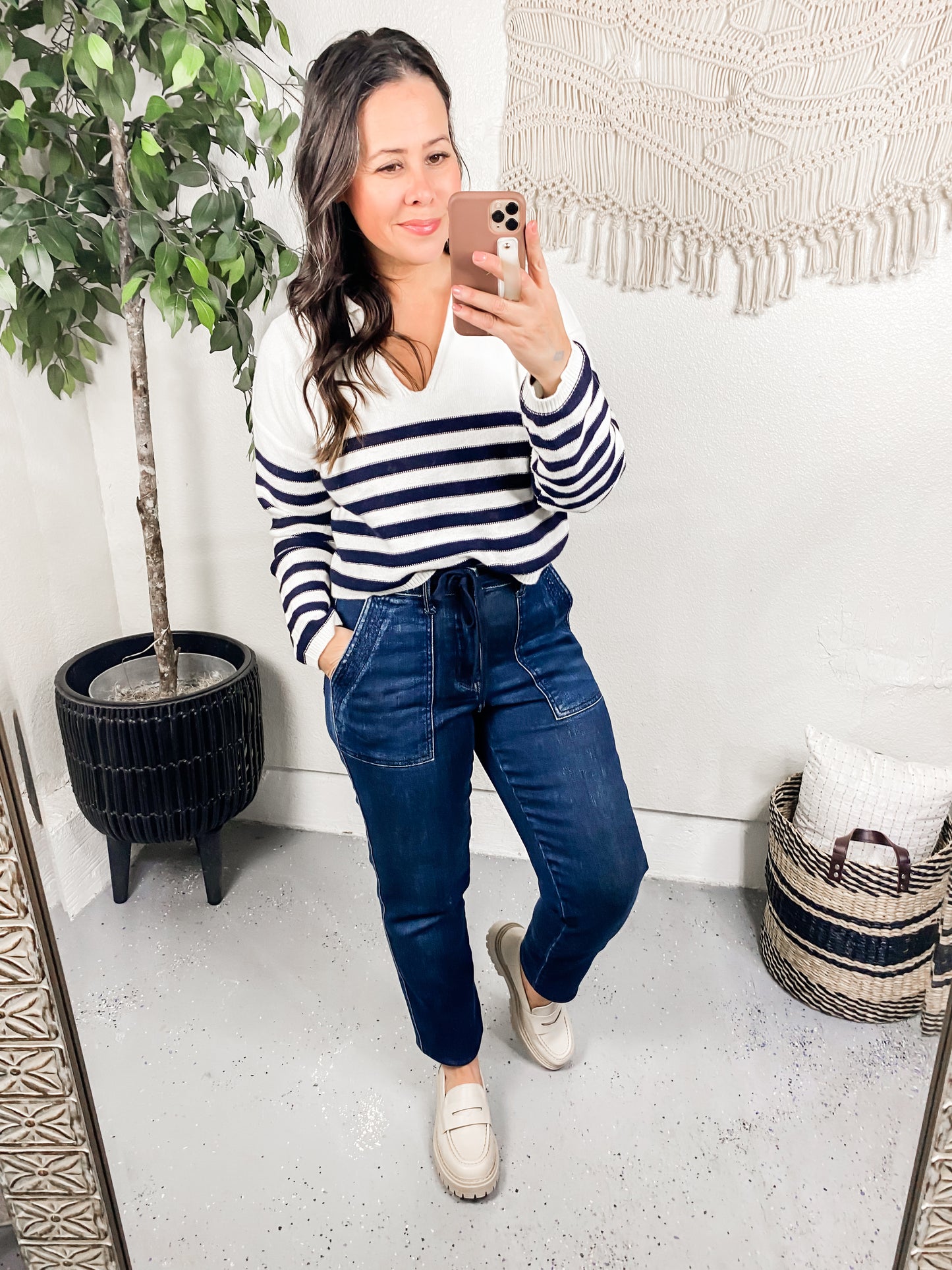 Judy Blue Pull On Denim Joggers in Dark Wash