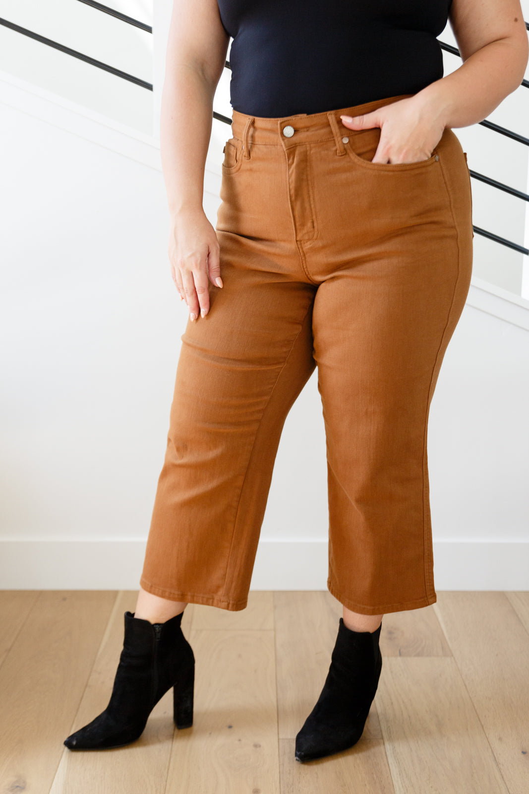 Judy Blue High Rise Tummy Control Wide Leg Crop Jeans in Camel