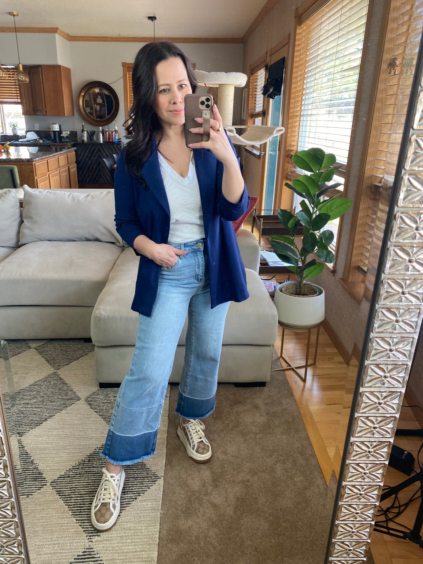 Magic Skinny Pants in Navy