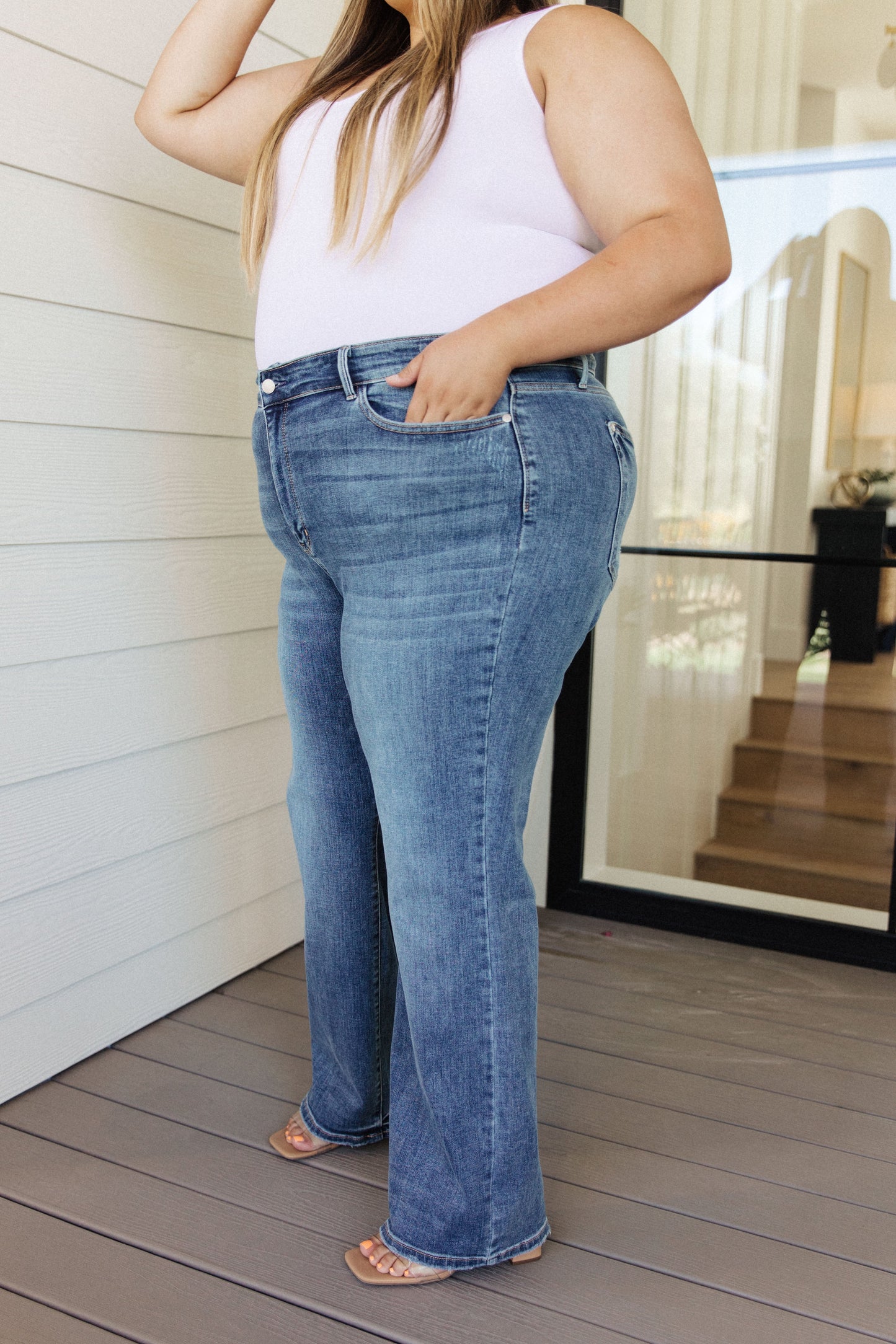 Judy Blue Mid Rise Contrast Wash Wide Leg Jeans