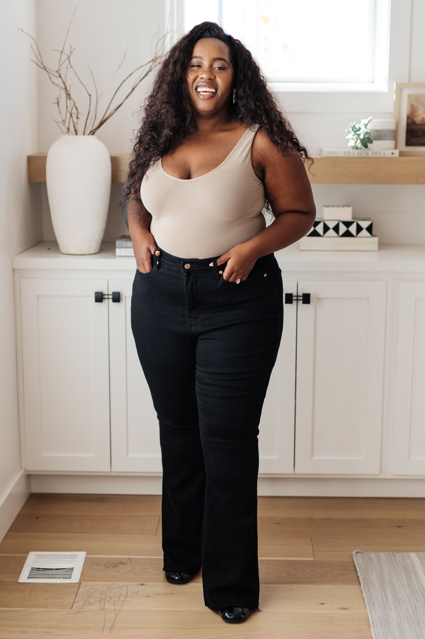 Judy Blue Tummy Control Flare Jeans in Black