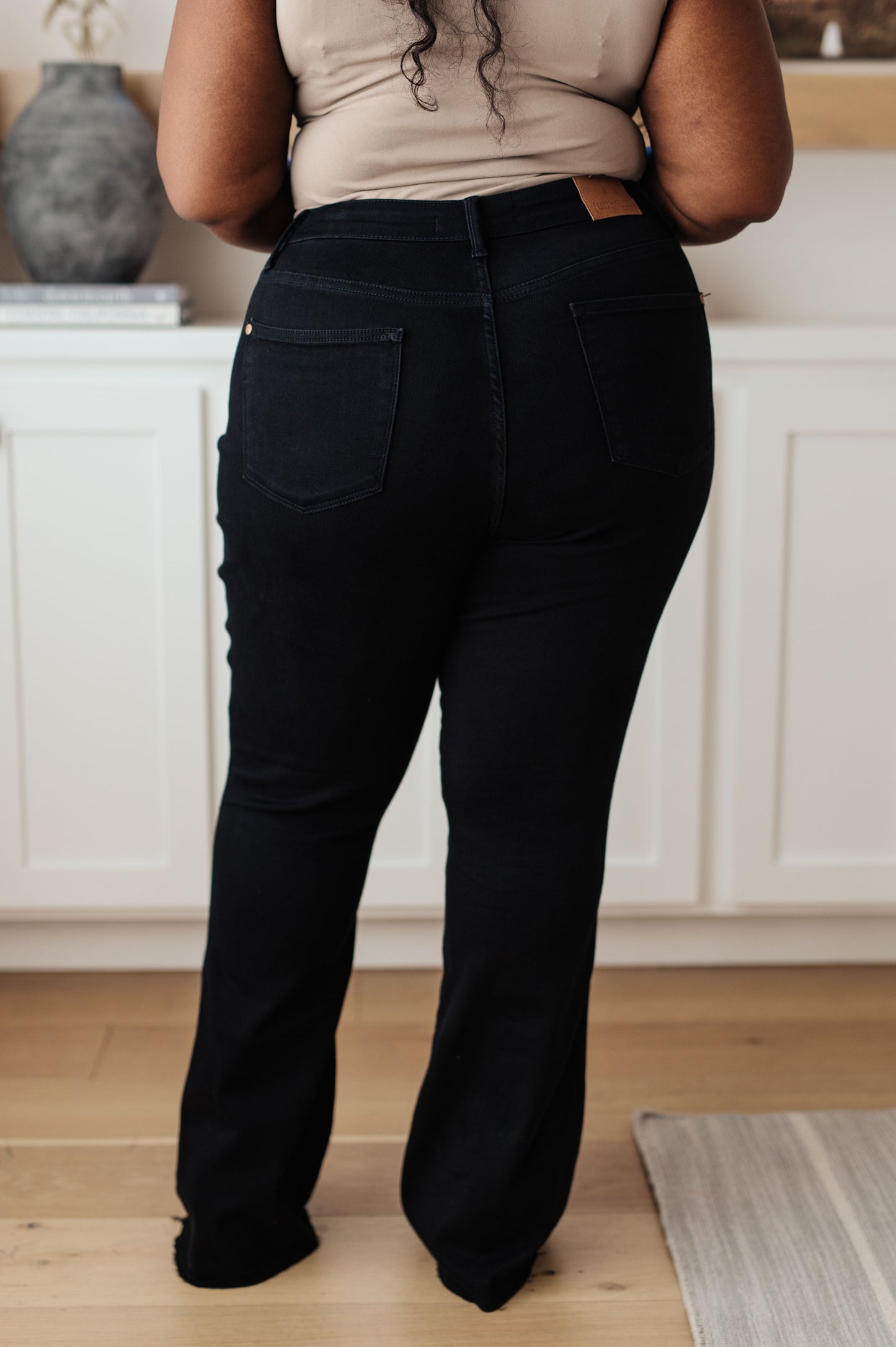 Judy Blue Tummy Control Flare Jeans in Black