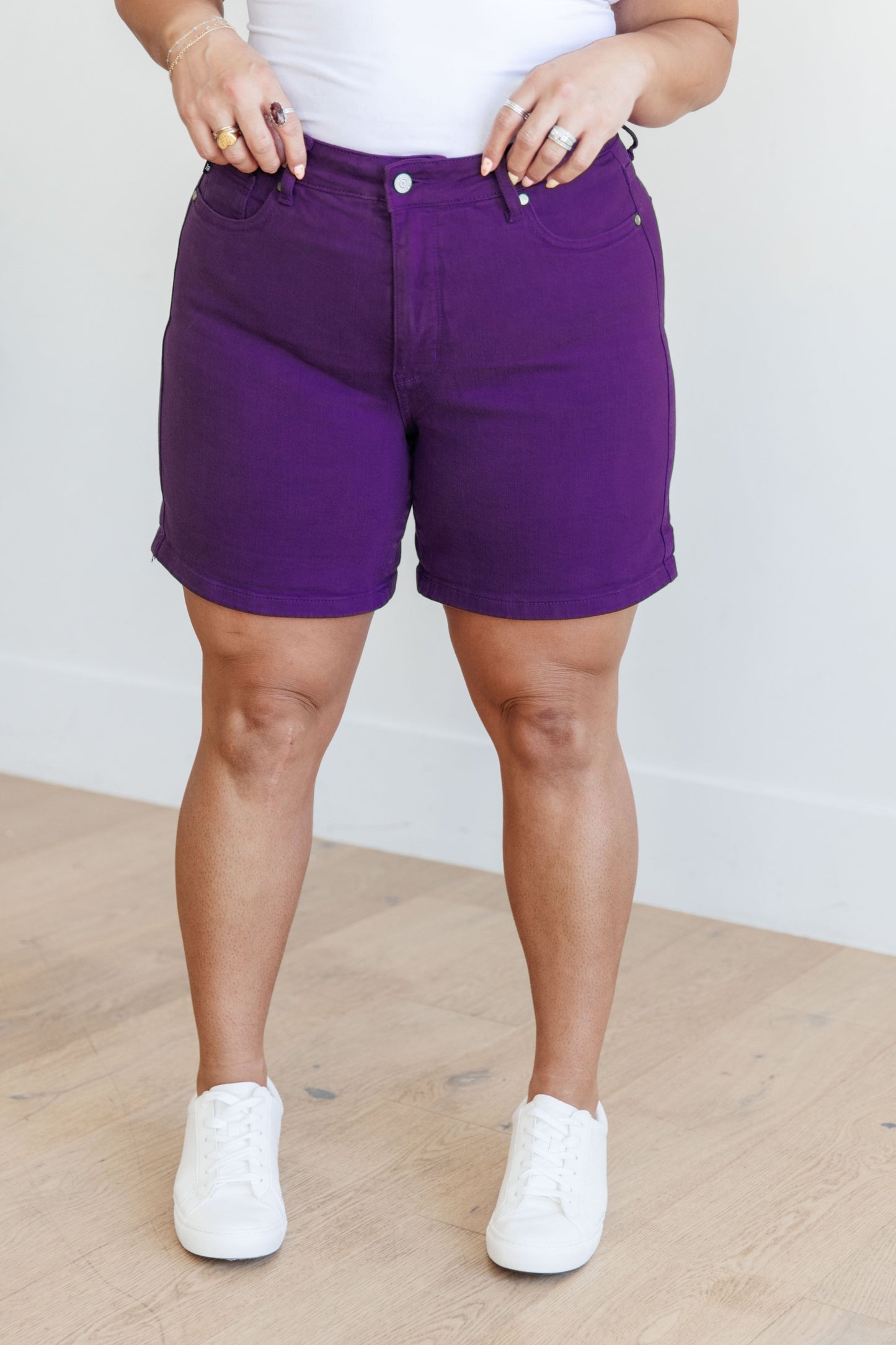 Judy Blue Tummy Control Cuffed Shorts in Purple