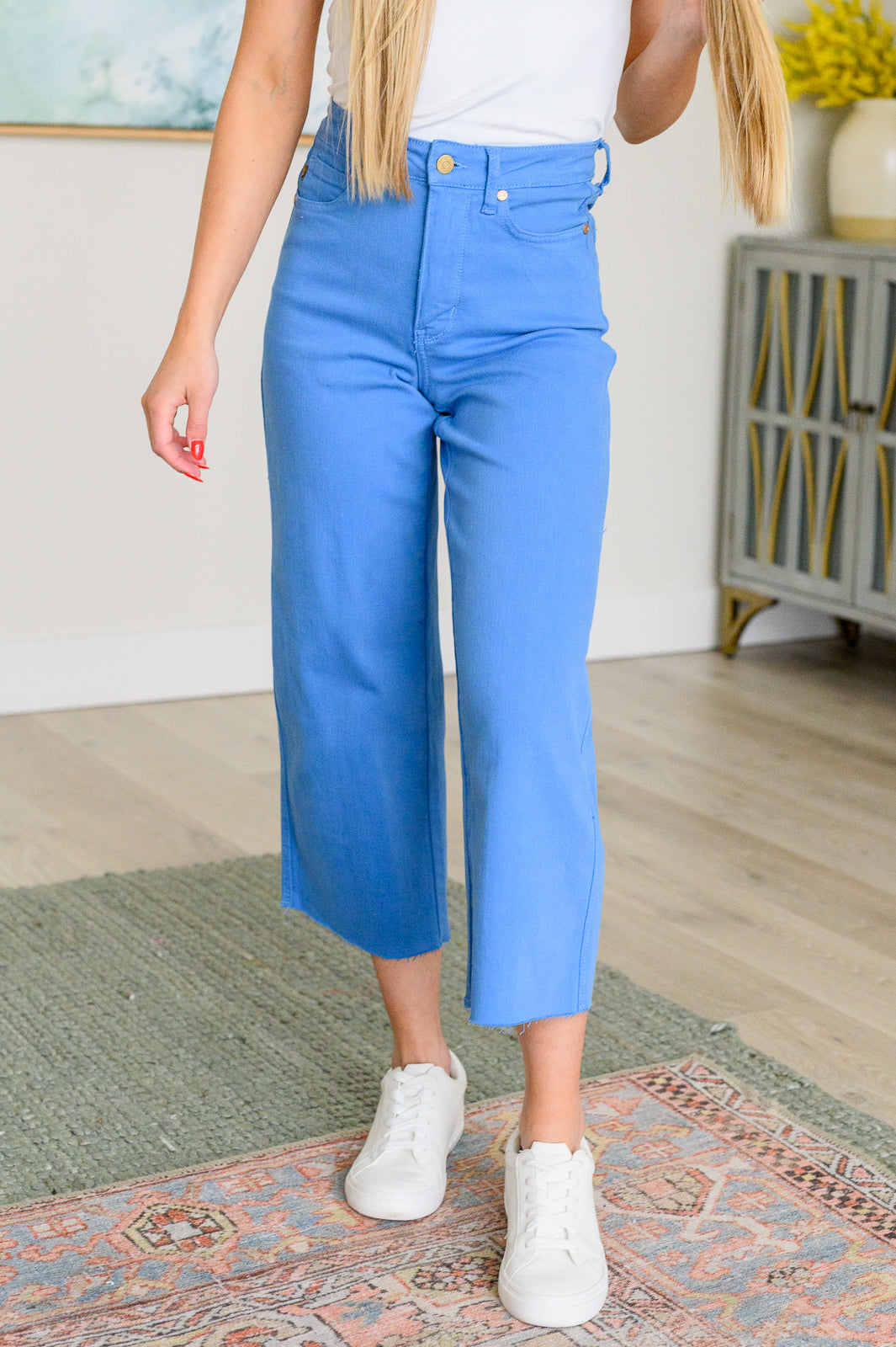 Judy Blue Tummy Control Wide Leg Crop Jeans in Sky Blue