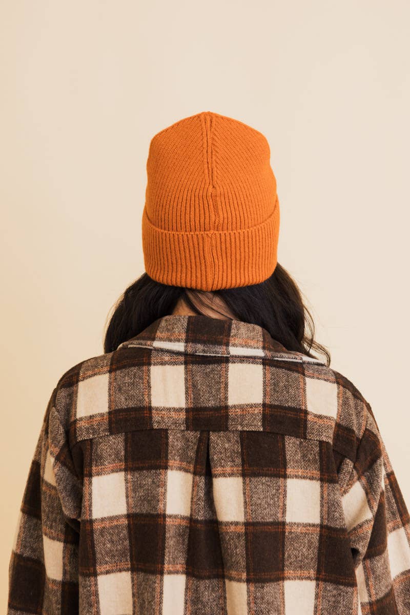 Smiley Face Embroidered Ribbed Knit Beanie: Green