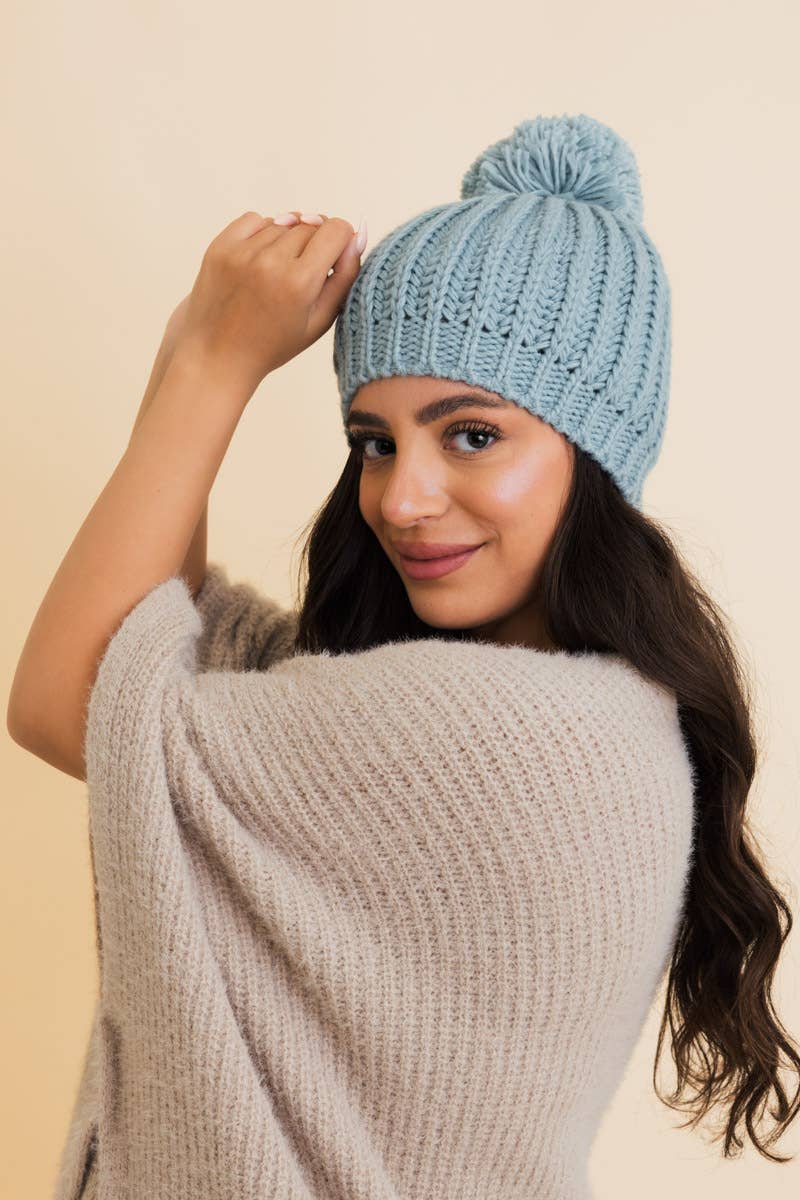 Chunky Cable Knit Pom Beanie: Ivory