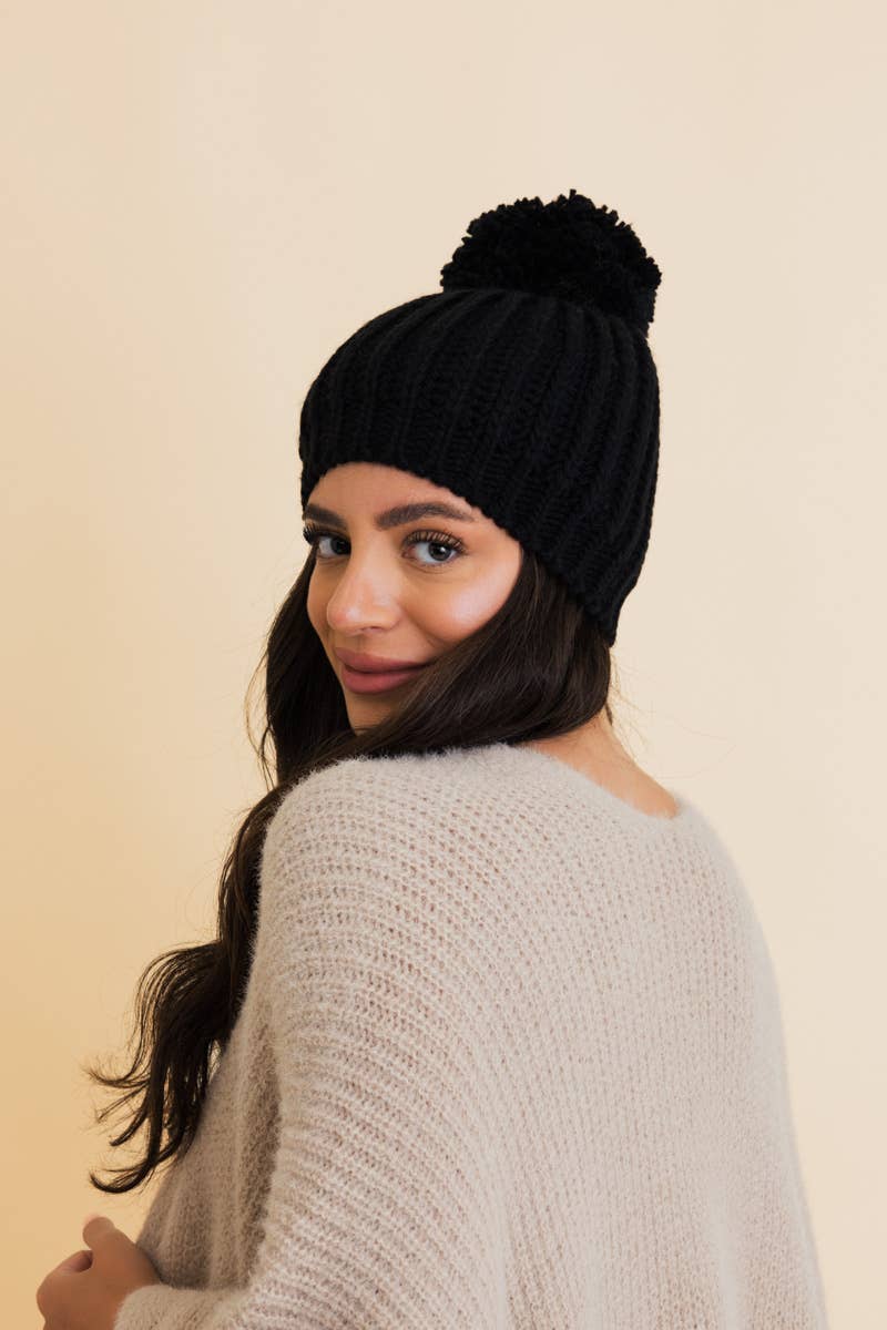 Chunky Cable Knit Pom Beanie: Ivory