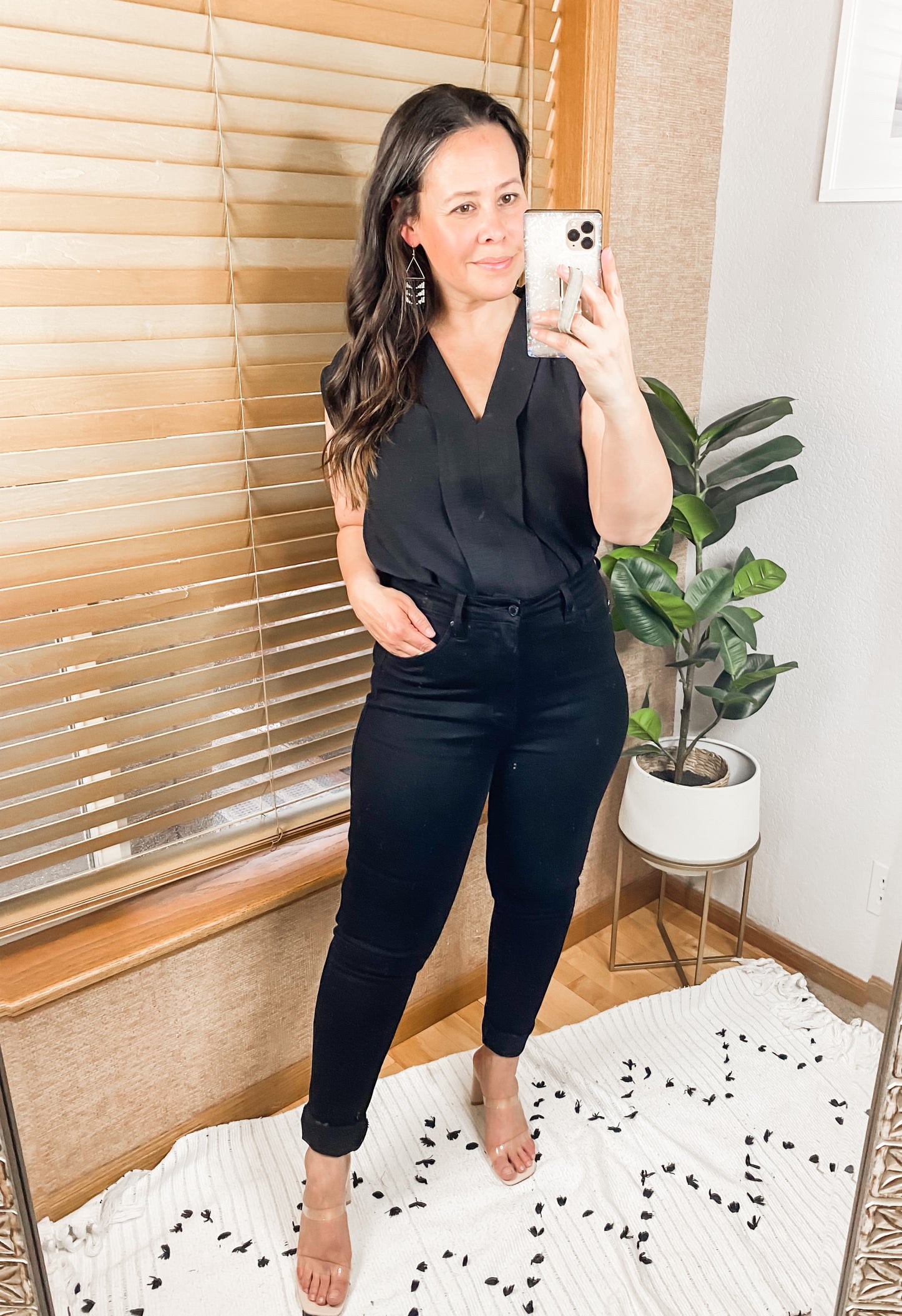 Elevate Everyday Blouse in Black