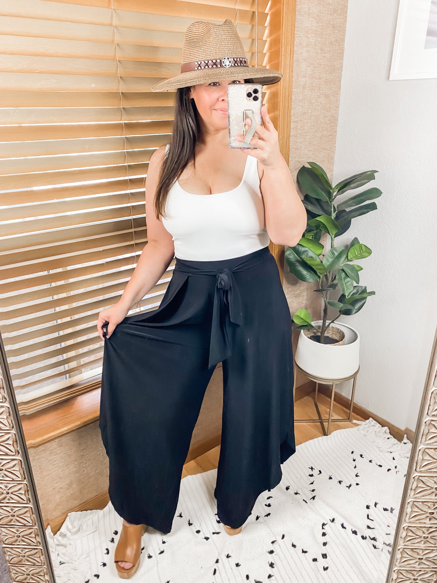 Holland Holiday Tulip Pants in Black