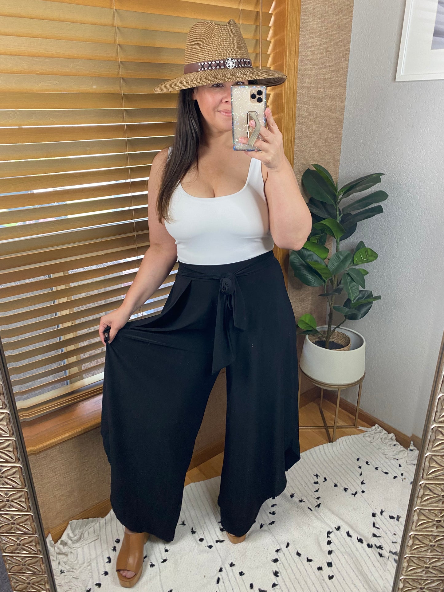 Holland Holiday Tulip Pants in Black