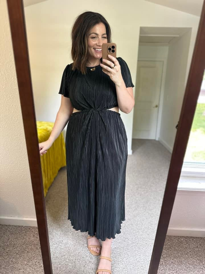 Pocket Full of Sunshine Plisse Maxi Dress