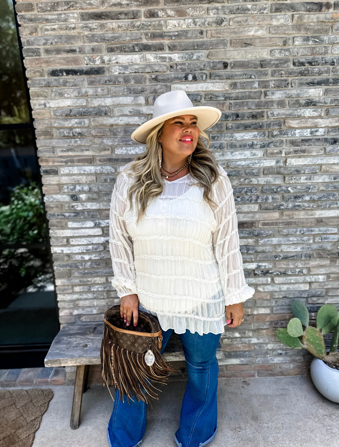 PREORDER: AMELIA LACE TOP (SHIPS MID-LATE SEPTEMBER)