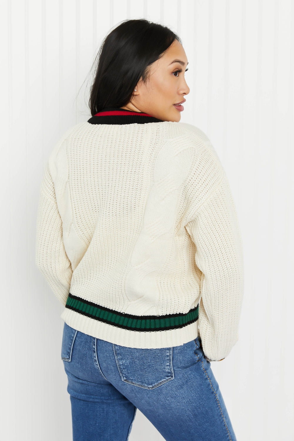 SIZE SMALL Cable Knit Cardigan
