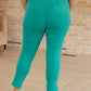 Magic Ankle Crop Skinny Pants in Kelly Green