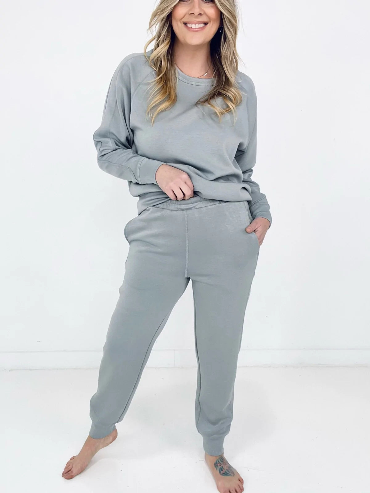 Mono B Elevated Contrast Seam Joggers