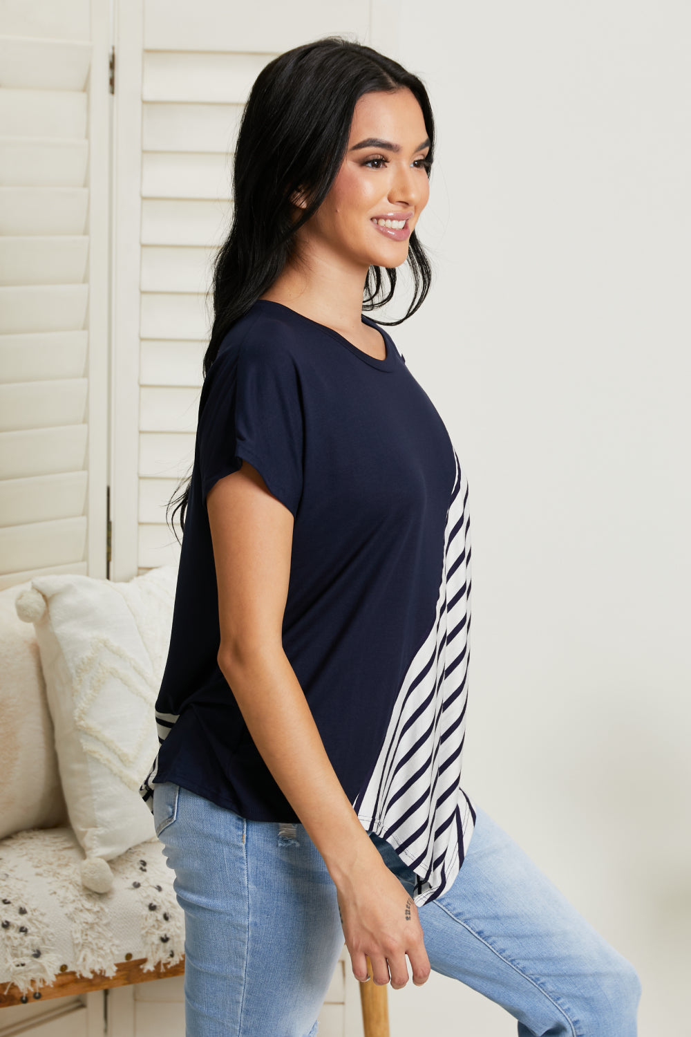 SIZE XL Striped Color Block Tee in Navy