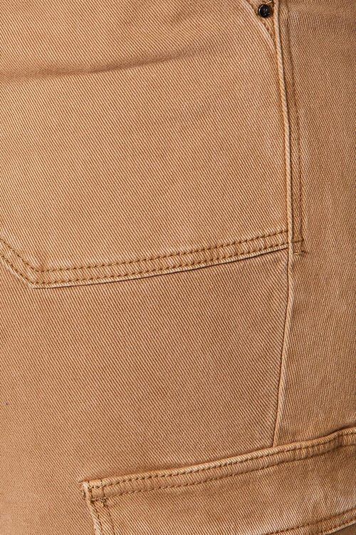Risen High Waist Utility Straight Cargo Jeans