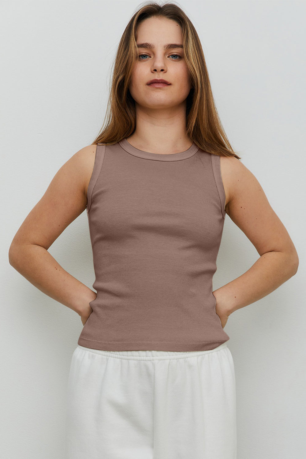 Round Neck Ribbed Cropped Tank in Mocha