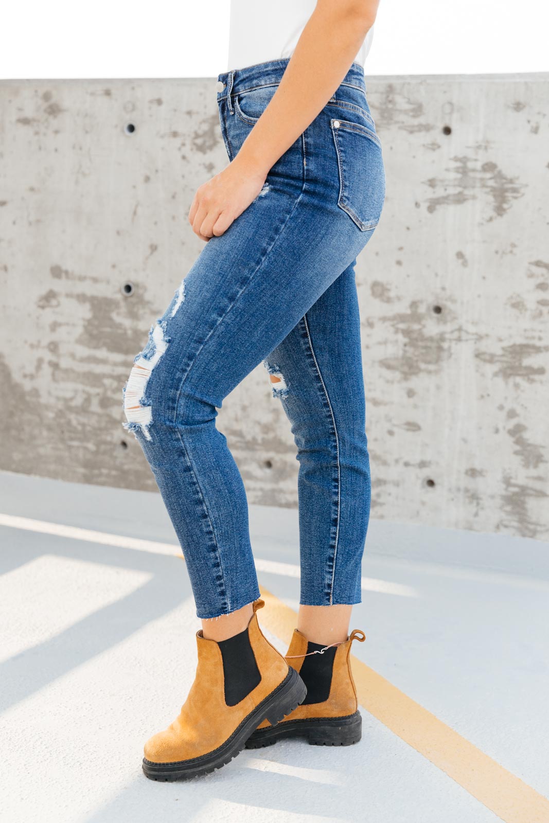 Judy Blue Vintage Indigo Cropped Skinny Jeans