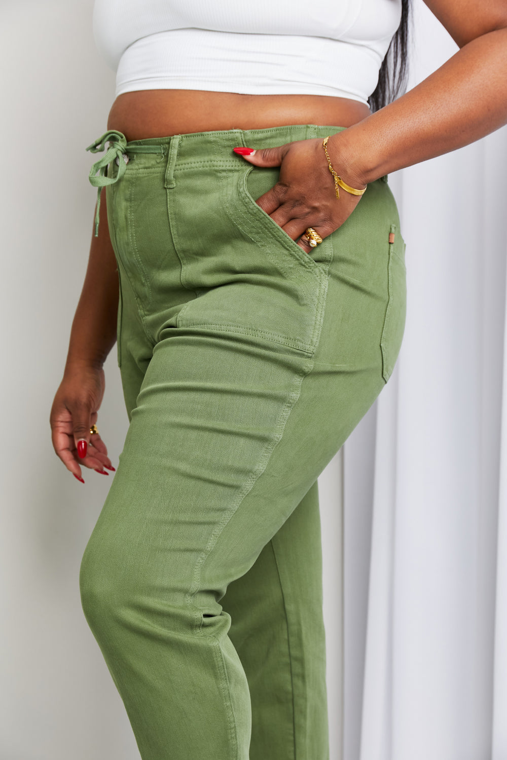 Judy Blue Drawstring Waist Jogger Jeans