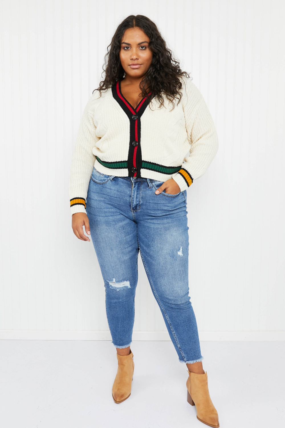 SIZE SMALL Cable Knit Cardigan