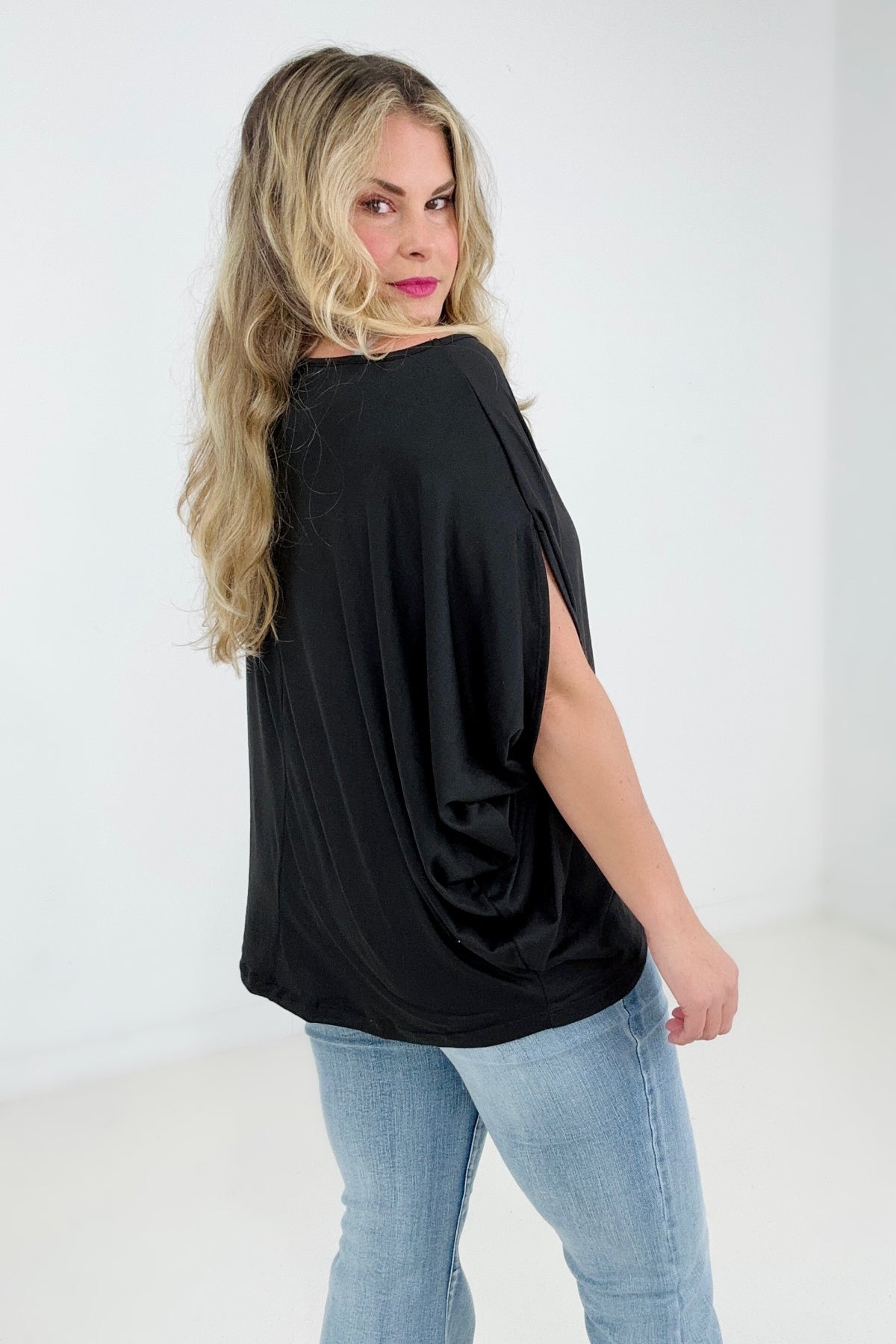 Short Sleeve Drop Shoulder Knit Top