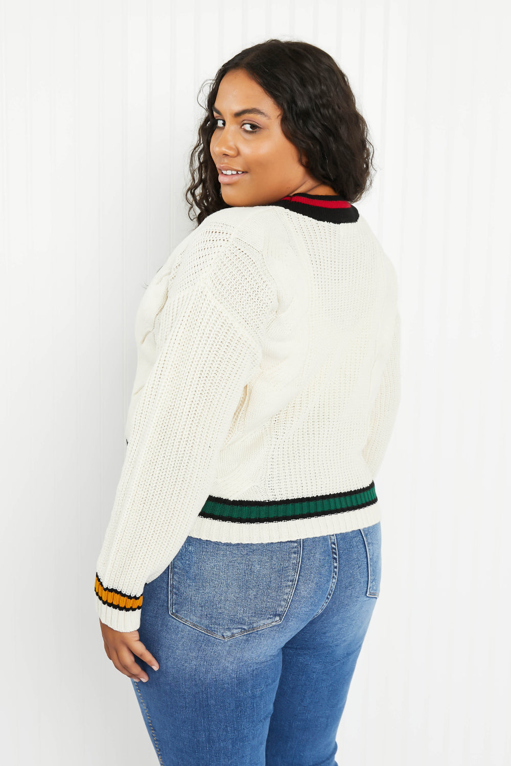SIZE SMALL Cable Knit Cardigan
